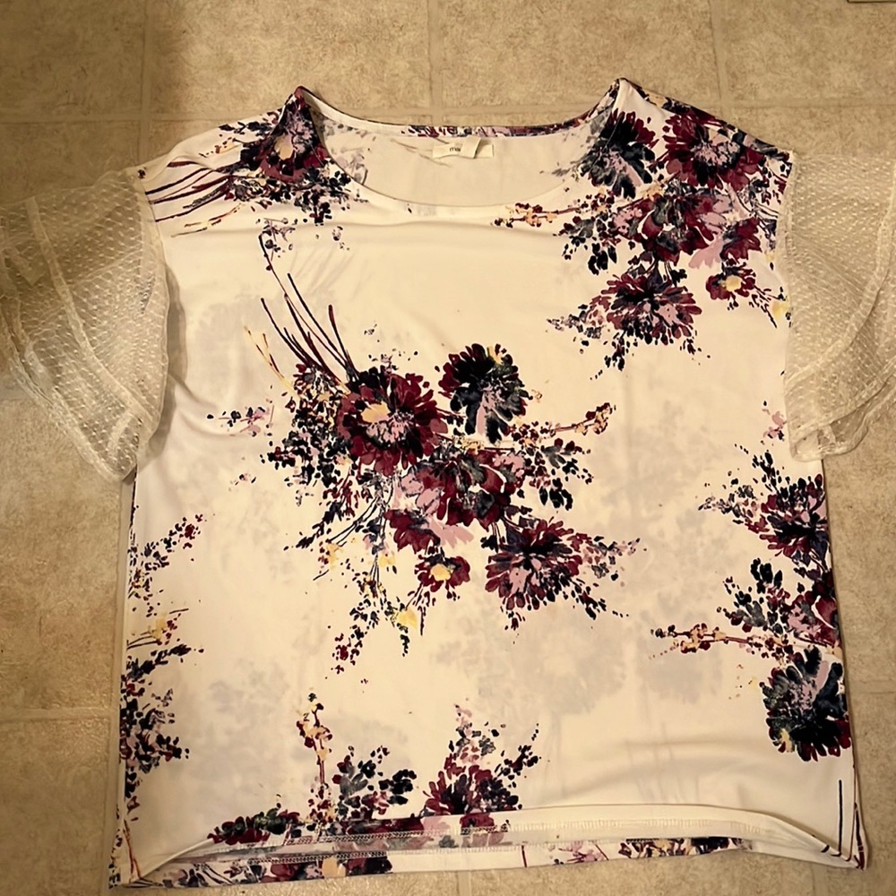 White Flower Print Top